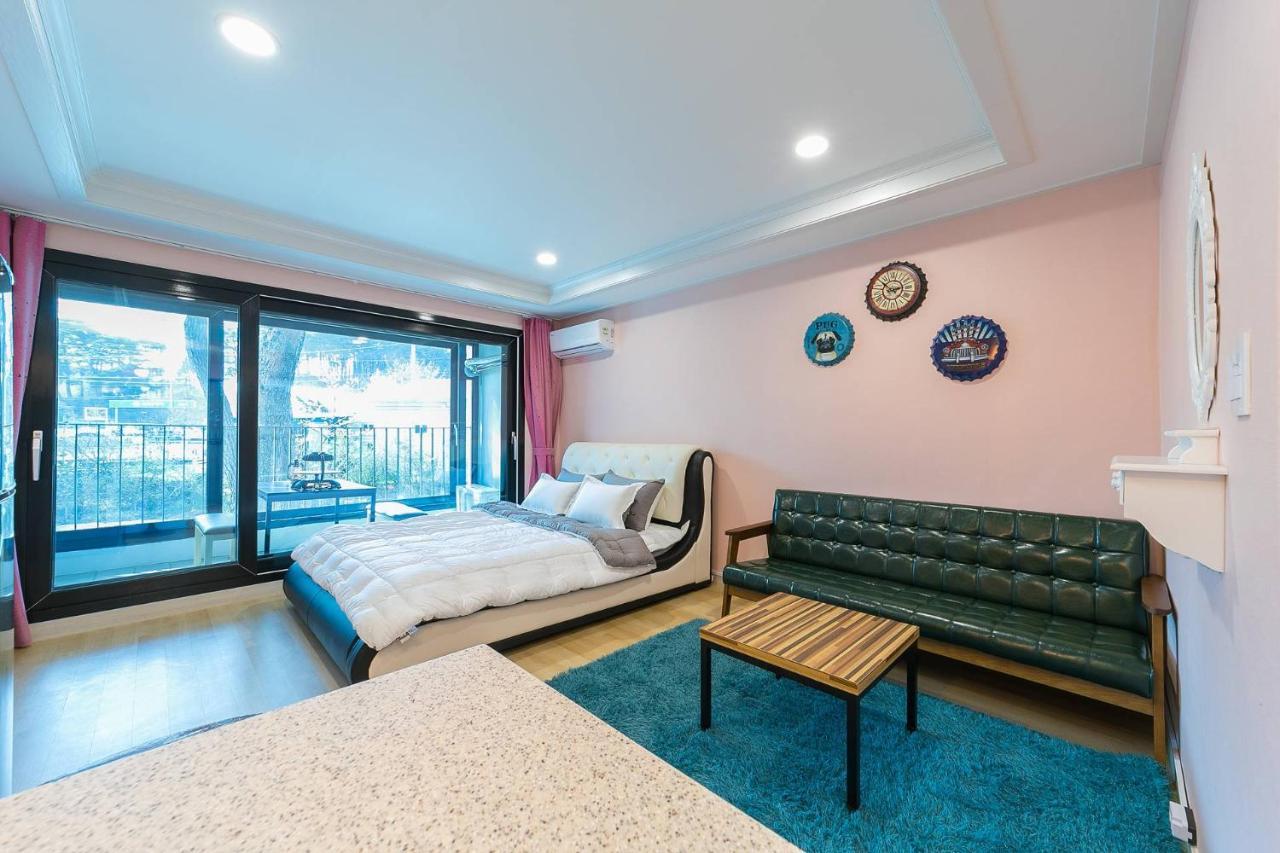 Gangneung Haesolnaeeum Pension Bagian luar foto